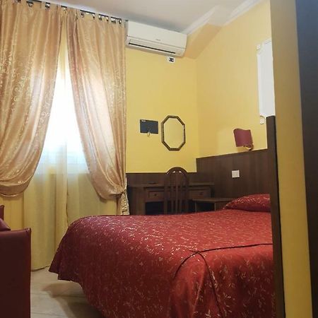 B&B Rudy Rome Buitenkant foto
