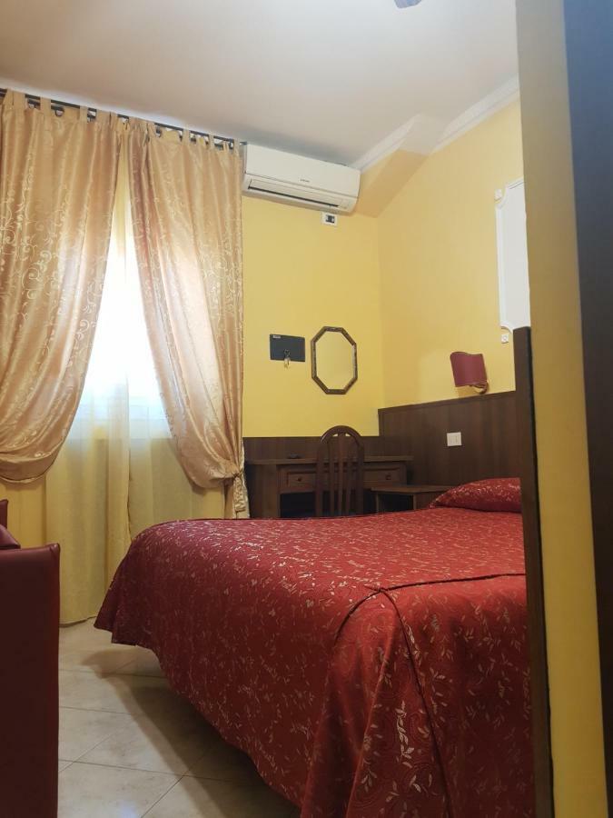 B&B Rudy Rome Buitenkant foto